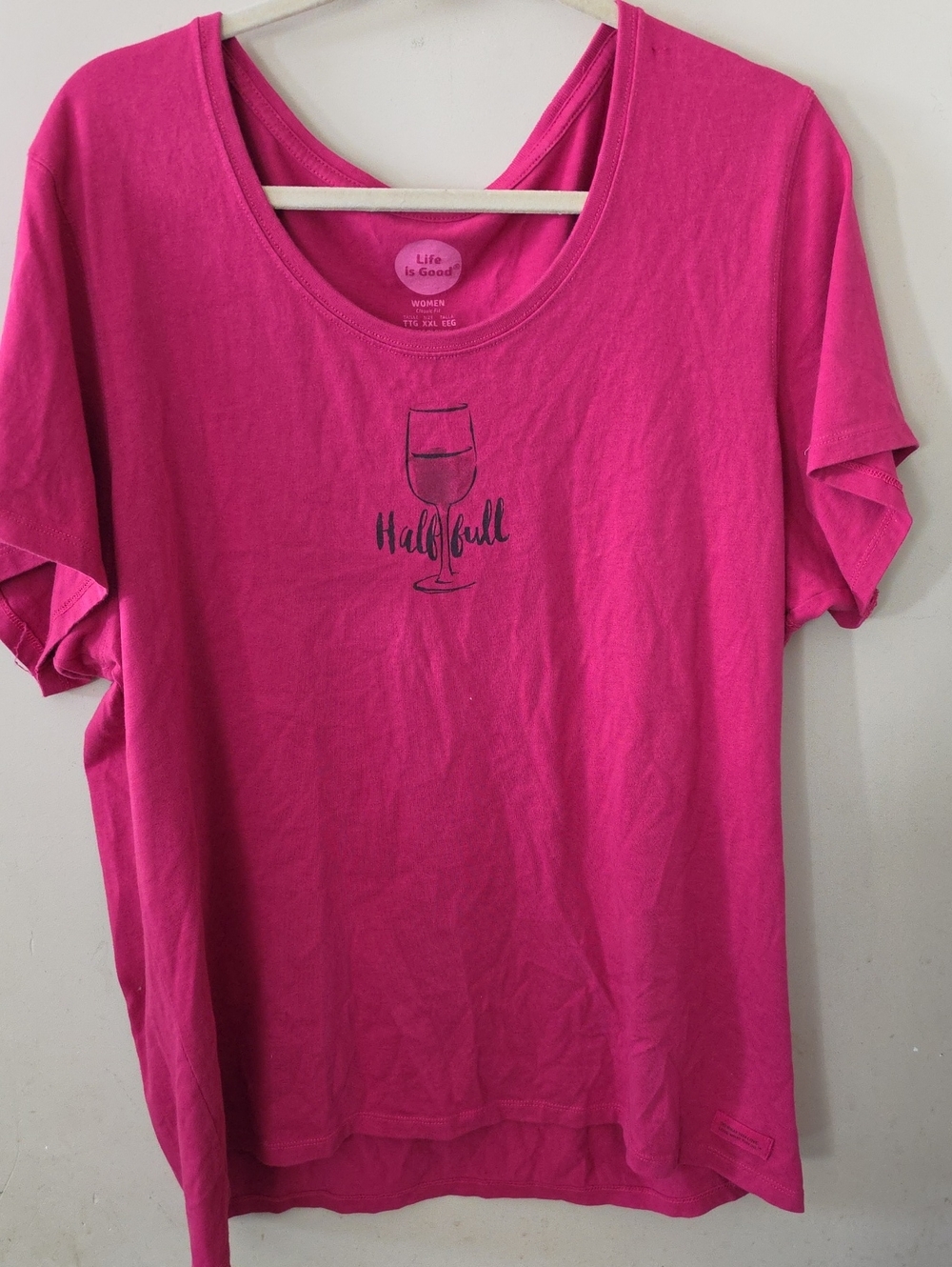 Life Is Good Women's Fuscia 'Half Full' Graphic Short Sleeve Tee
